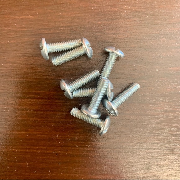 Vintage Shell Motif Brass Drawer Pulls - Picture 7 of 7